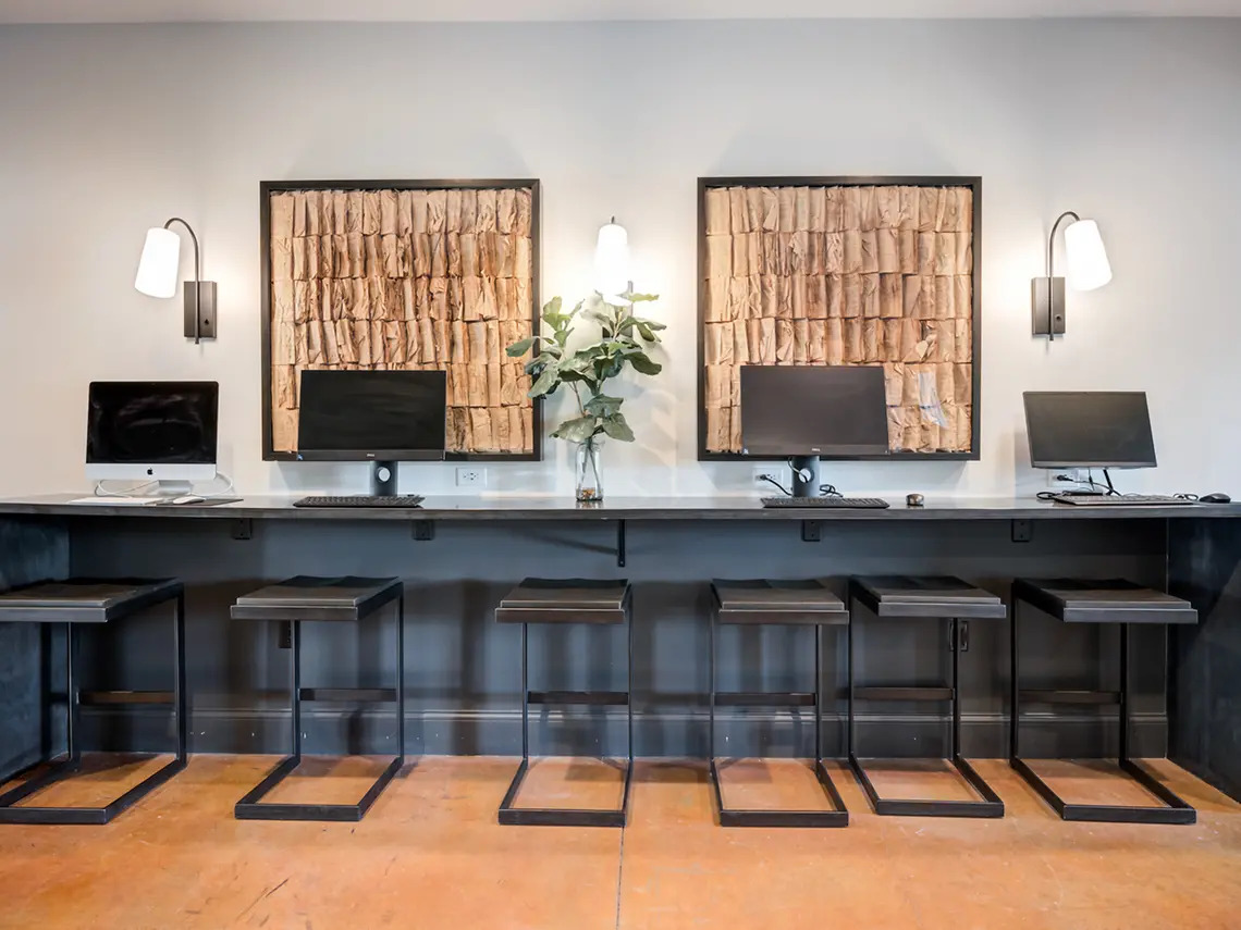 leasing-varsity-house-student-housing-apartments-muncie-indiana-3 leasing-varsity-house-student-housing-apartments-muncie-indiana-3