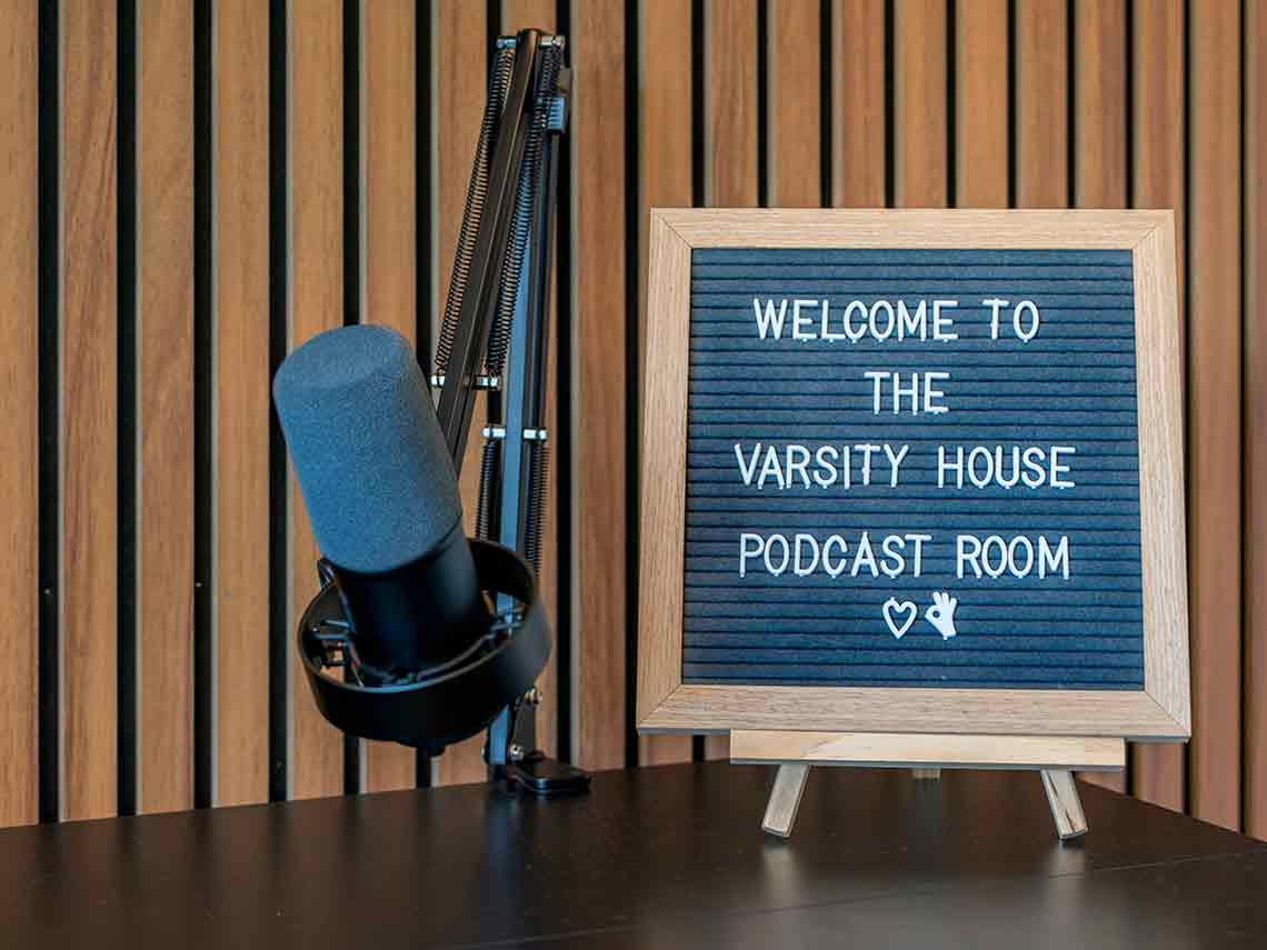 varsity-house-ball-state-student-apartments-housing-13