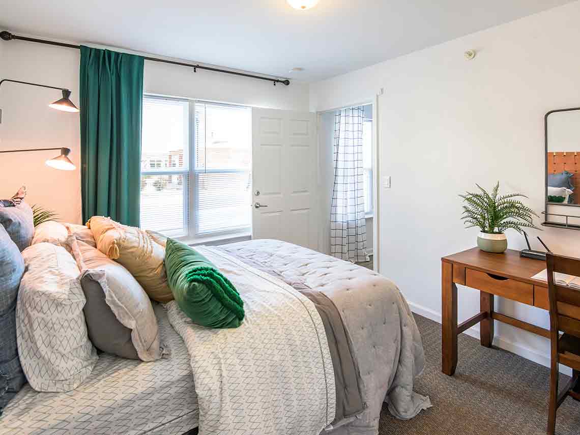 varsity-house-ball-state-student-apartments-housing-3