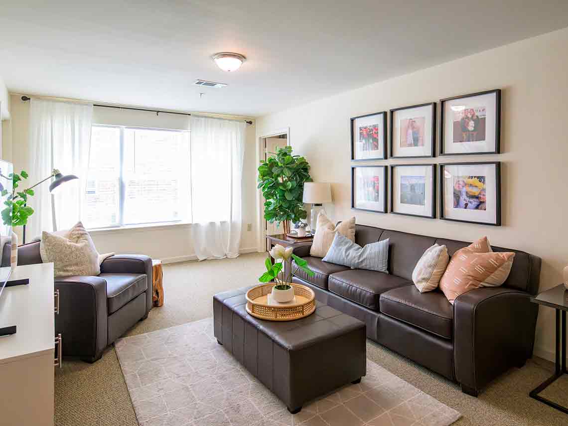 varsity-house-ball-state-student-apartments-housing-9